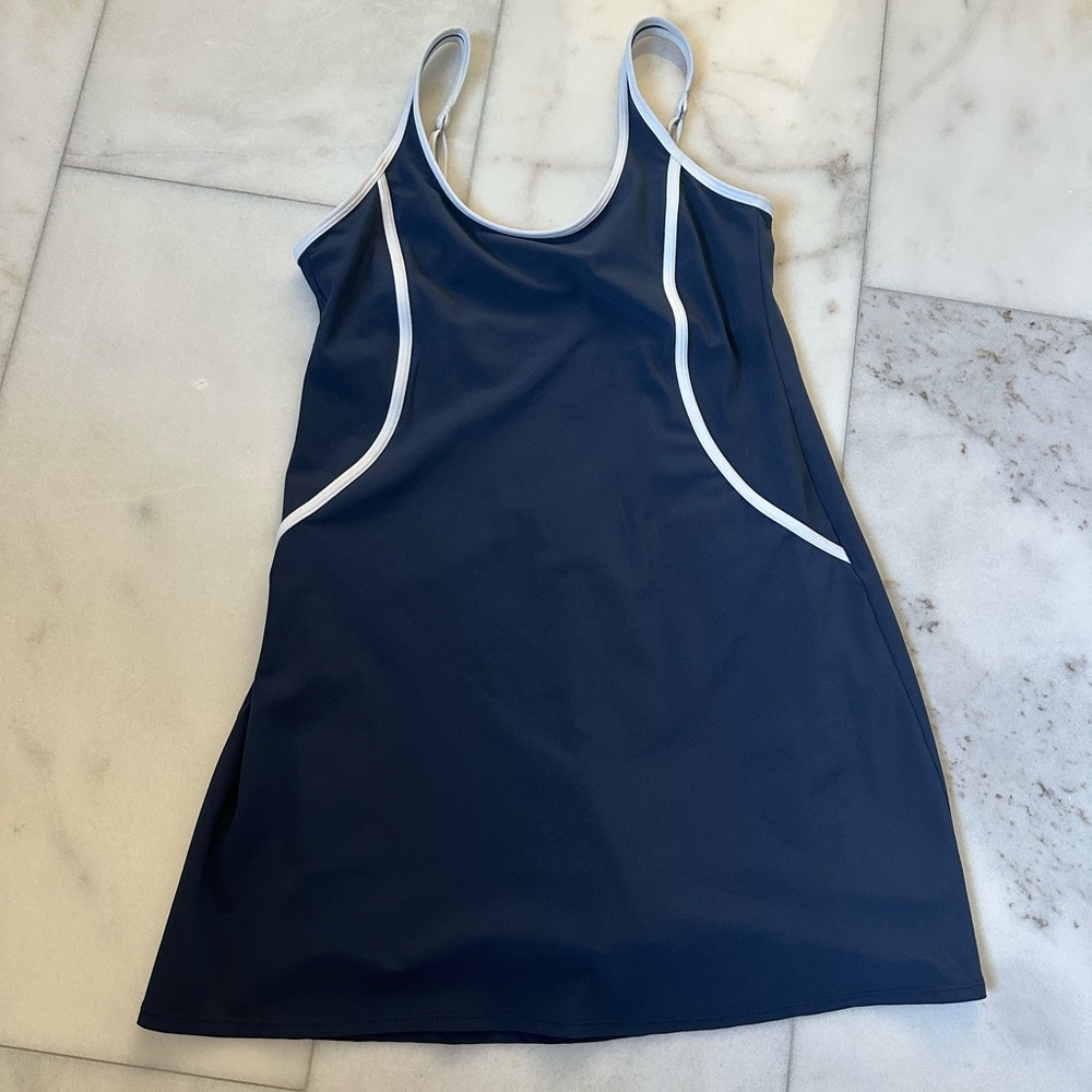 ABERCOMBIE- traveler dress